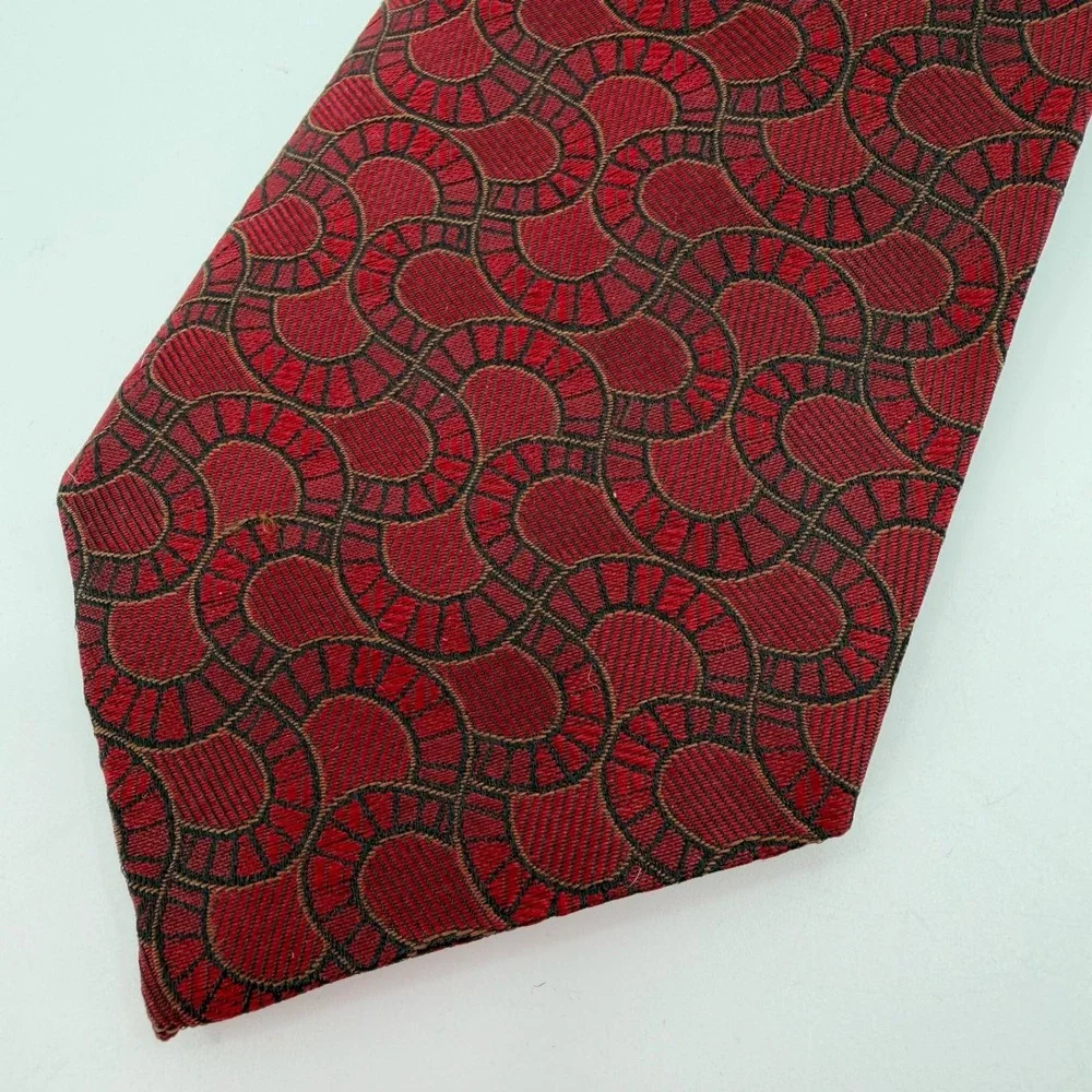 Vtg 80s Michelsons Harvard Coop Tie Mens Red Silk England Geometric Necktie